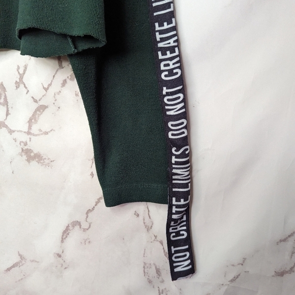 Zara Hoodie Sweatshirt Size Small Crop Green Do Not Create Limits Long Trafaluc - Picture 5 of 12